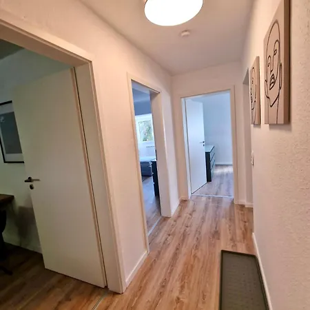 Apartment Bis 4 Pers. 0,3 Km Zur Von - Neuwertige *