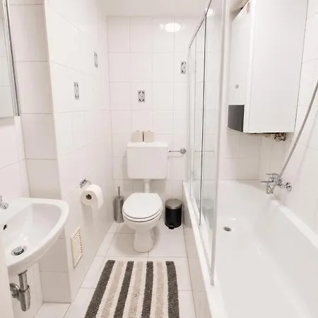 Apartmán Zentrale In Nur 0,3 Km Zur Wuppertal